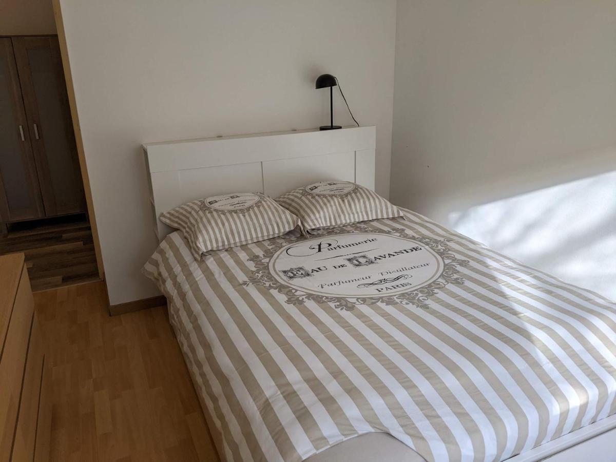 Appartement Sqy 古安考特 外观 照片
